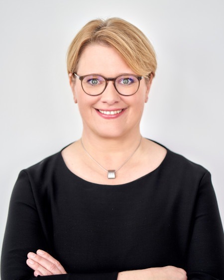 Julia Koch, Geschäftsführerin bei der Finanz Informatik, weibliches Vorbild in der Finanzwelt, Julia Koch Vorbild weibliche Führungskraft